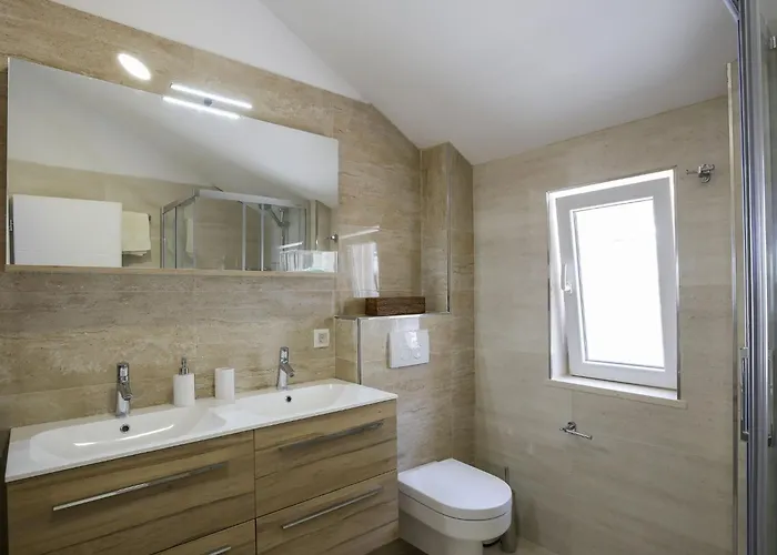 Amorino Of - One Bedroom With Balcony And Sea View