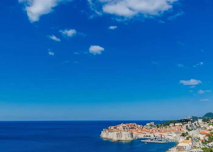 Appartement Amorino Of - One Bedroom With Balcony And Sea View *