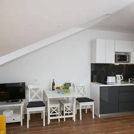 Amorino Of - One Bedroom With Balcony And Sea View